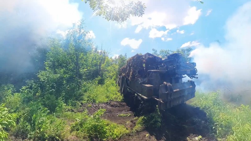 Артиллерия и FPV-расчеты «Севера» уничтожают пункты управления БПЛА и живую силу ВСУ в Харьковской области